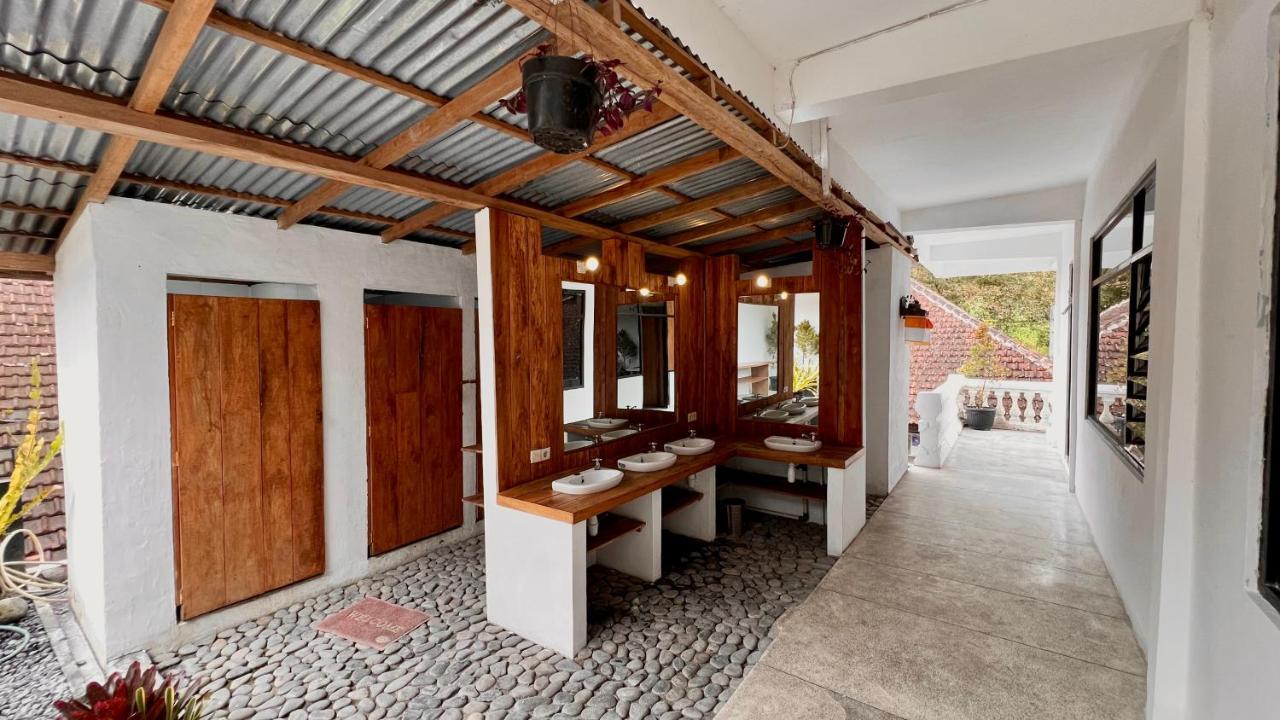 Chakra Tavern Bedugul  Exterior photo